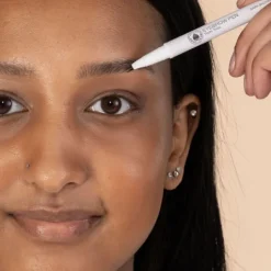 Depend Eyebrow Pen Twin Thin Caramel 0,55 g