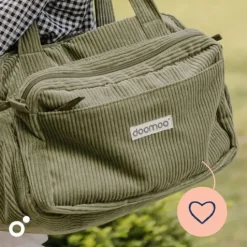 Doomoo Skötväska med 8 tillbehör Manchester Khaki