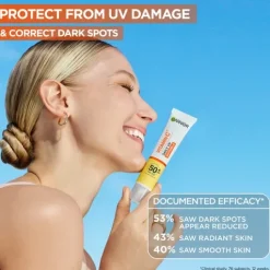 Garnier Vitamin C* Glow-Boosting Daily UV-Fluid SPF50+ Invisible 40 ml