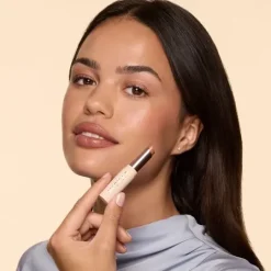 Hickap Plush Pout Lipstick 2 Burnt sugar