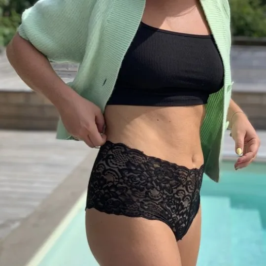 Menstrosan Lace M Absorptionsnivå Medel