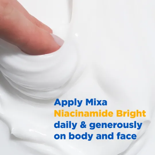 Mixa Niacinamide Bright Moisturizing Anti-Dark Spot Cream för mycket torr & matt hud 400 ml
