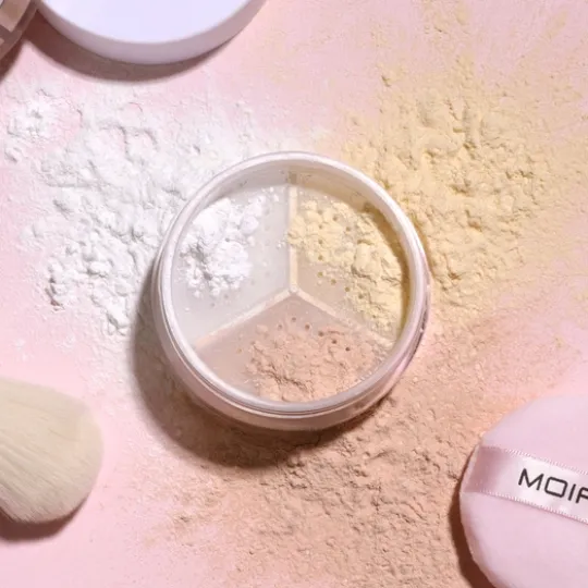 MOIRA Set & Correct Loose Setting Powder 002 Translucent 4,6 g