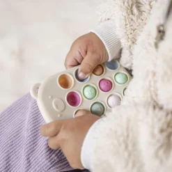 Nattou Soft Silicone Bitleksak Pop-it Remote
