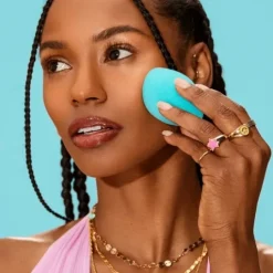 Real Techniques Miracle AirBlend Sponge