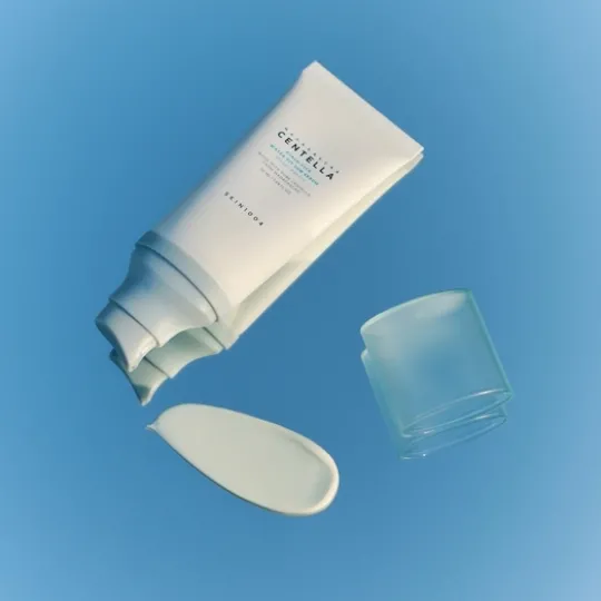 SKIN1004 Madagascar Centella Hyalu-Cica Water-Fit Sun Serum SPF50+ PA++++ 50 ml