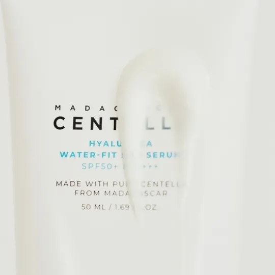 SKIN1004 Madagascar Centella Hyalu-Cica Water-Fit Sun Serum SPF50+ PA++++ 50 ml