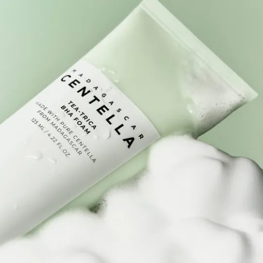 SKIN1004 Madagascar Centella Tea-Trica BHA Foam 125 ml
