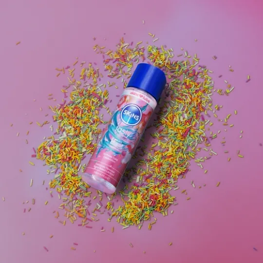 Skins Vattenbaserat Glidmedel Birthday Cake 130 ml