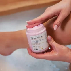Truly Soft Serve Plumping Cream 180 ml